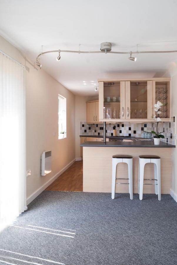 Chestnut Contractor Stays Wellingborough Exterior photo