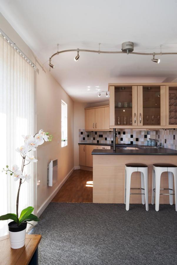 Chestnut Contractor Stays Wellingborough Exterior photo